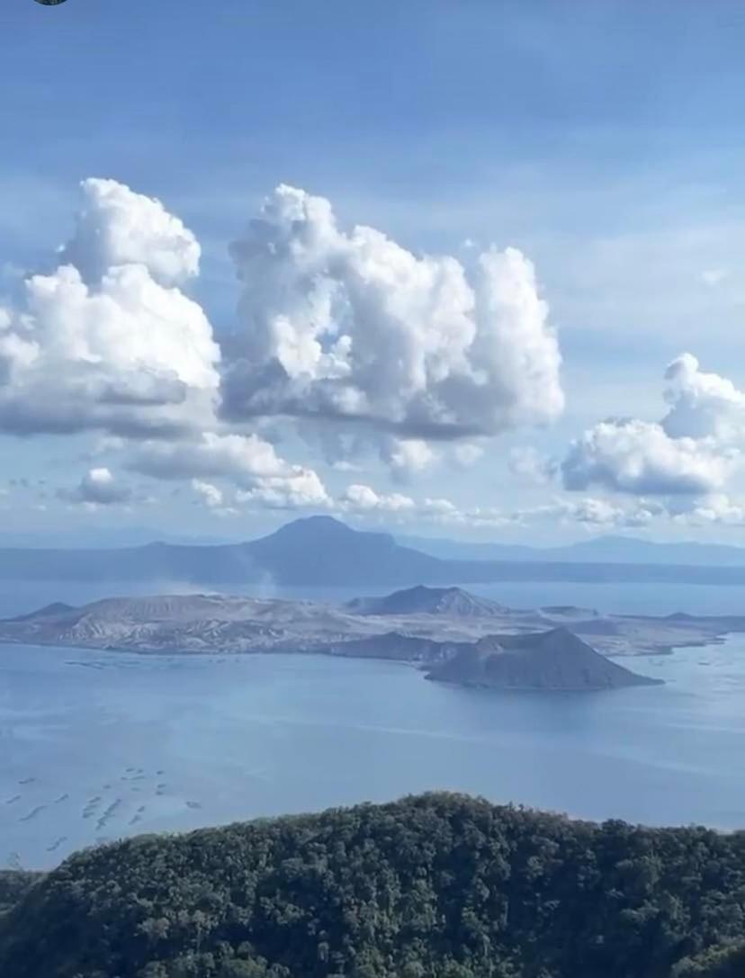 Taal Lake View Wind Residences By Smco Tagaytay City Exterior foto