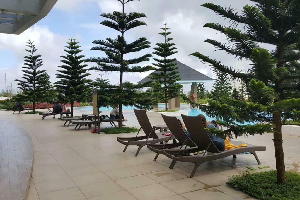 Taal Lake View Wind Residences By Smco Tagaytay City Exterior foto
